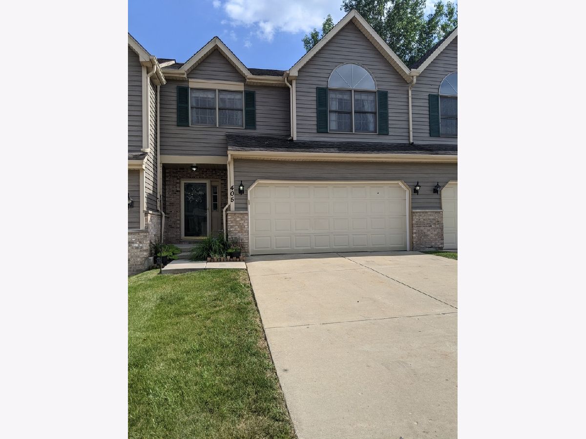 Townhomes Sold River Bluff Carpentersville Illinois, 405 River Bluff
