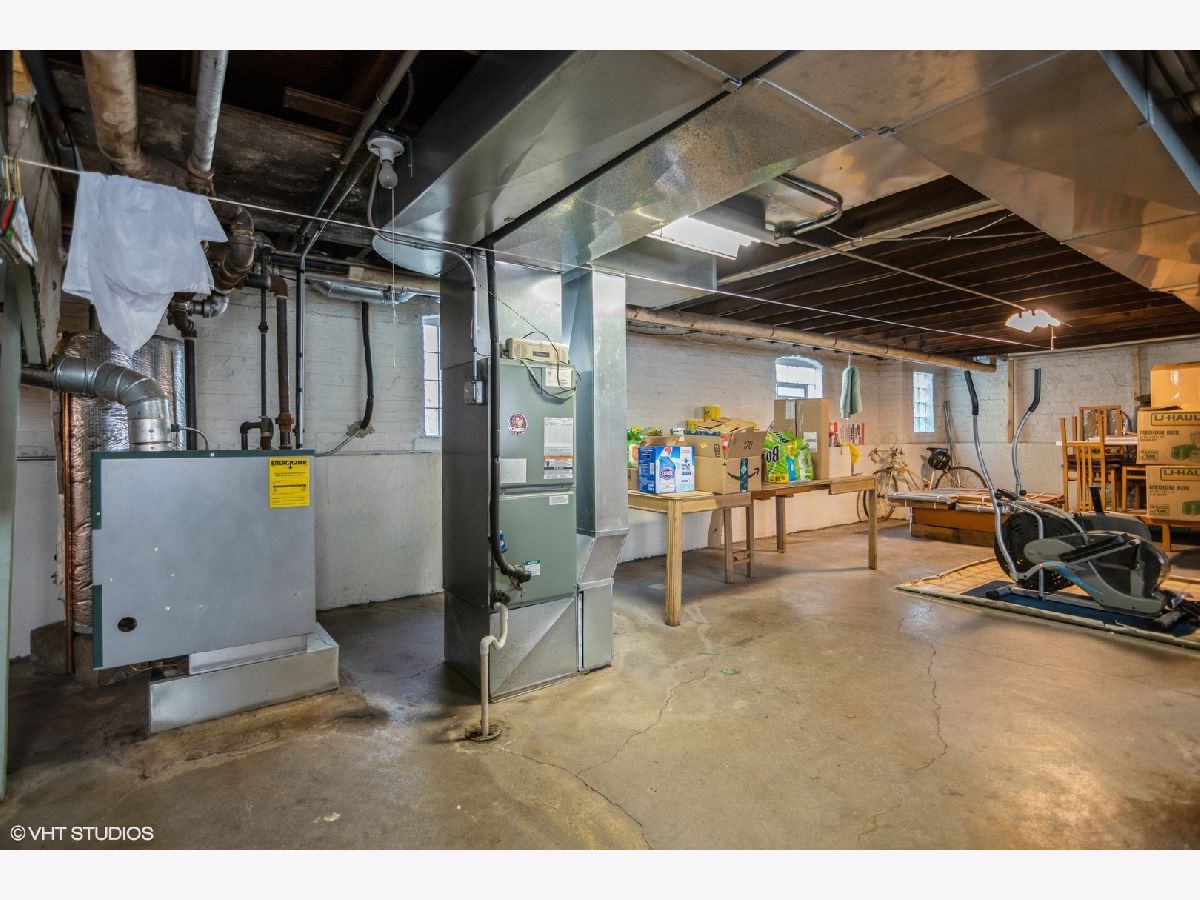 Homes & Condominiums Sold The Villa Chicago Illinois, 3648 Hamlin