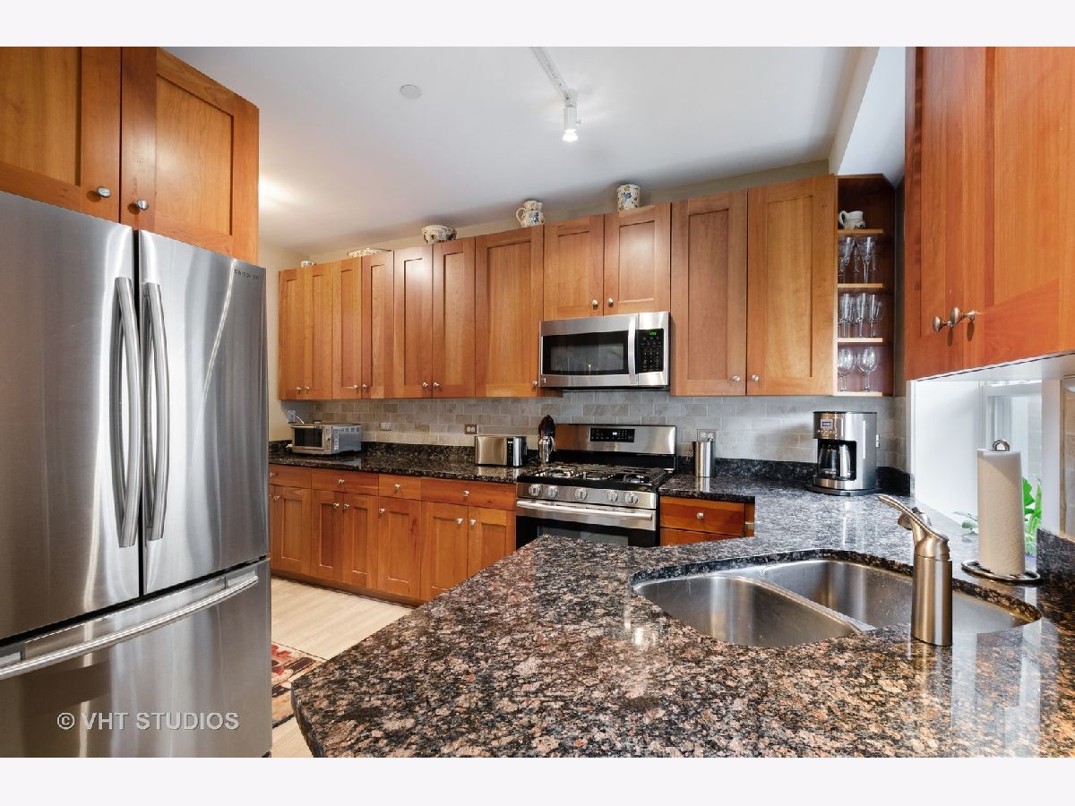 Condominiums Sold Prairie Manor Condominiums Evanston Illinois, 2541.5 Prairie