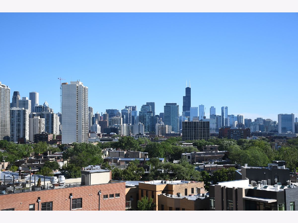 Condominiums Sold Lincoln Park Towers Chicago Illinois, 1960 Lincoln Park West