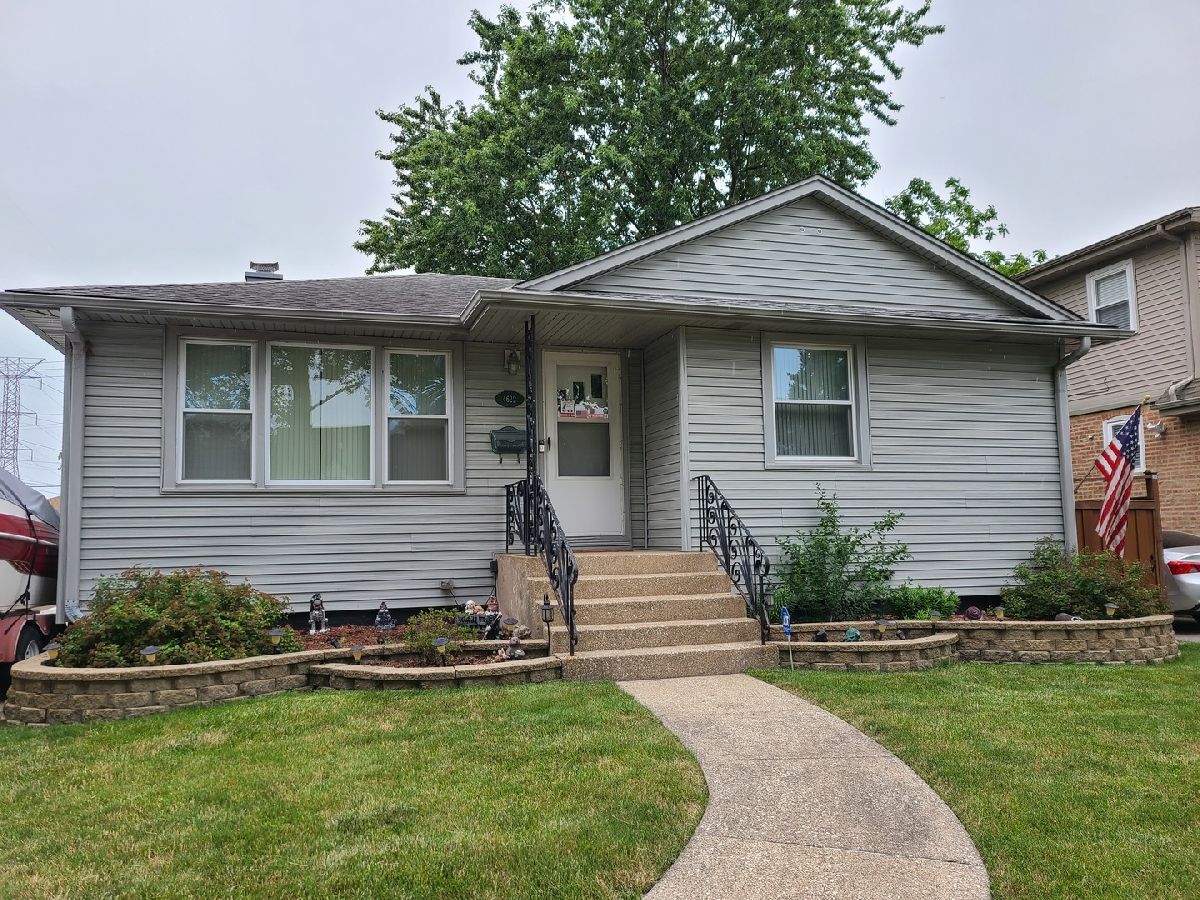  Rented Forest View Illinois, 4622 Kenilworth