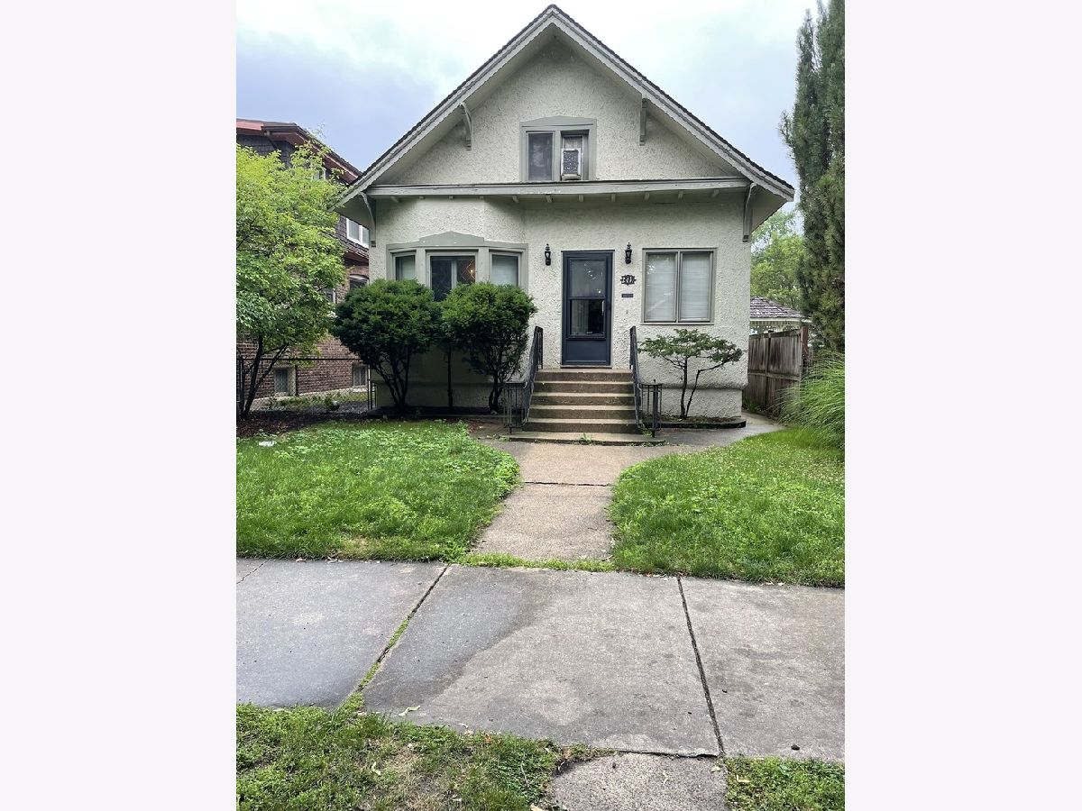 Condos & Townhomes & Homes Sold Ravenswood Gardens Chicago Illinois, 2611 Eastwood