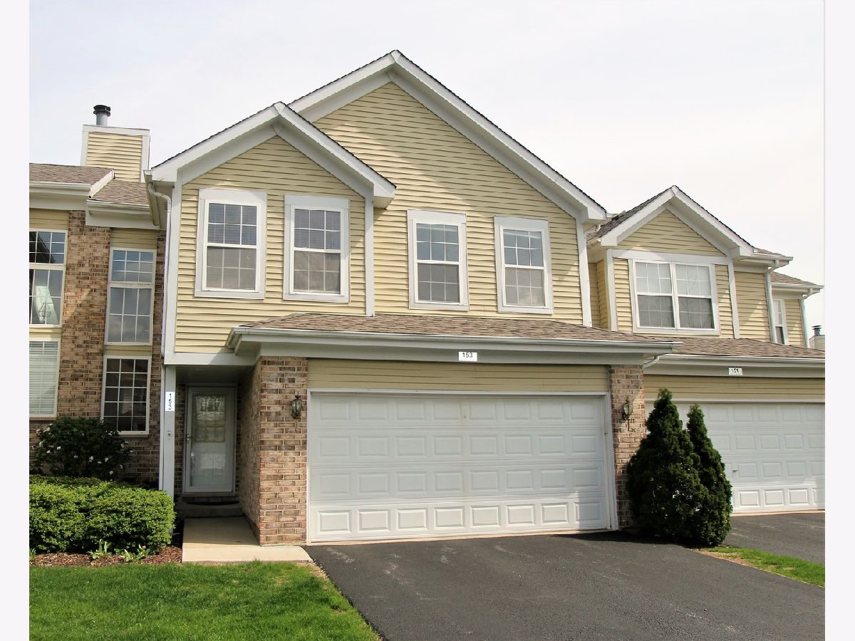 Townhomes & Condos Rented Pembroke Estates Roselle Illinois, 153 Sussex
