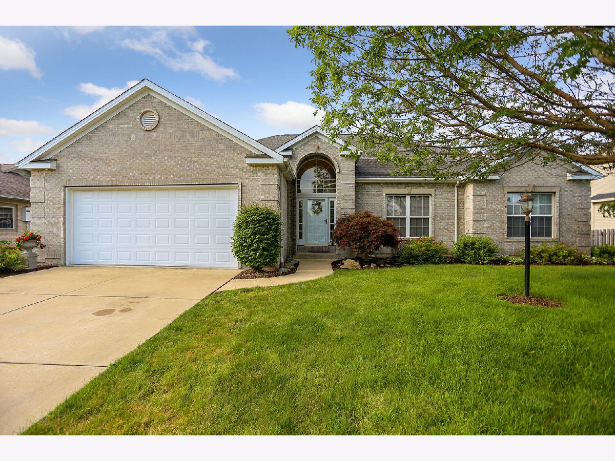 Homes Sold Lakes At Riverbend Mahomet Illinois, 405 Riverbend