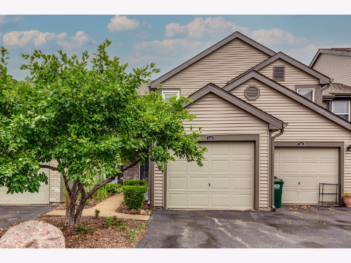 Townhomes & Condos Sold Buttercreek Hoffman Estates Illinois, 349 Grissom