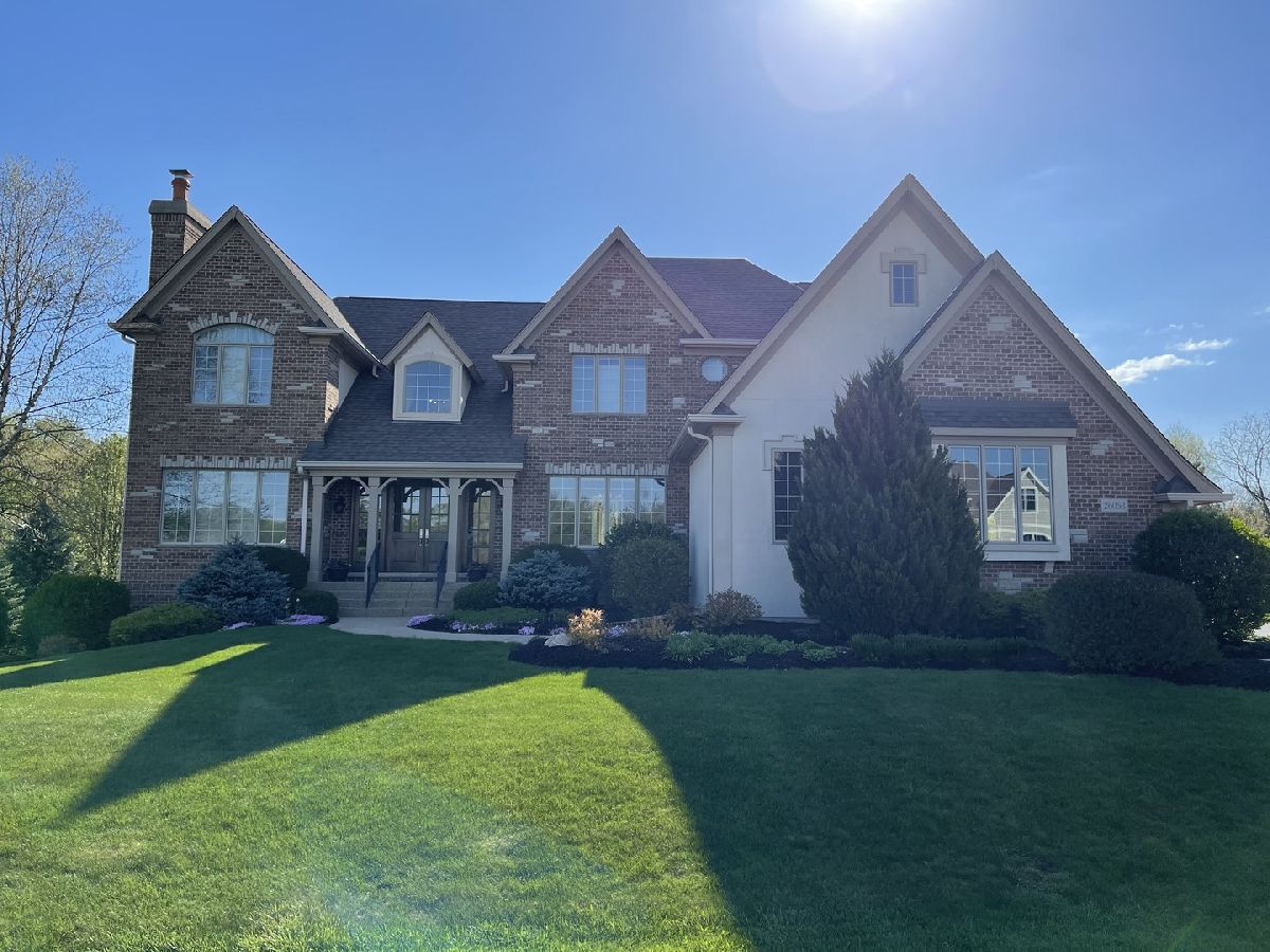 Homes Sold Sunset Estates Barrington Illinois, 26053 Sunset