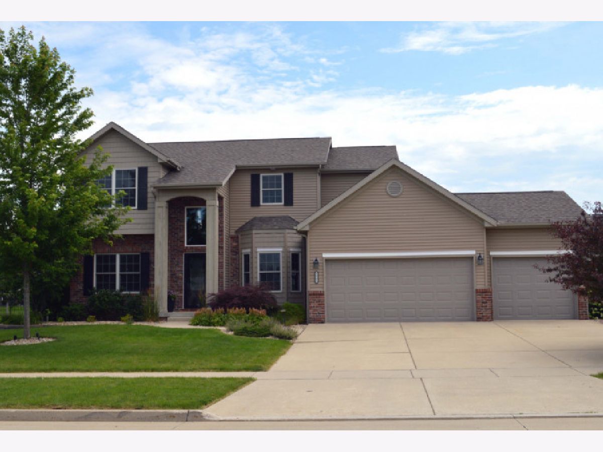 Homes & Condos & Townhomes Sold Eagle View South Bloomington Illinois, 3905 Anabelle