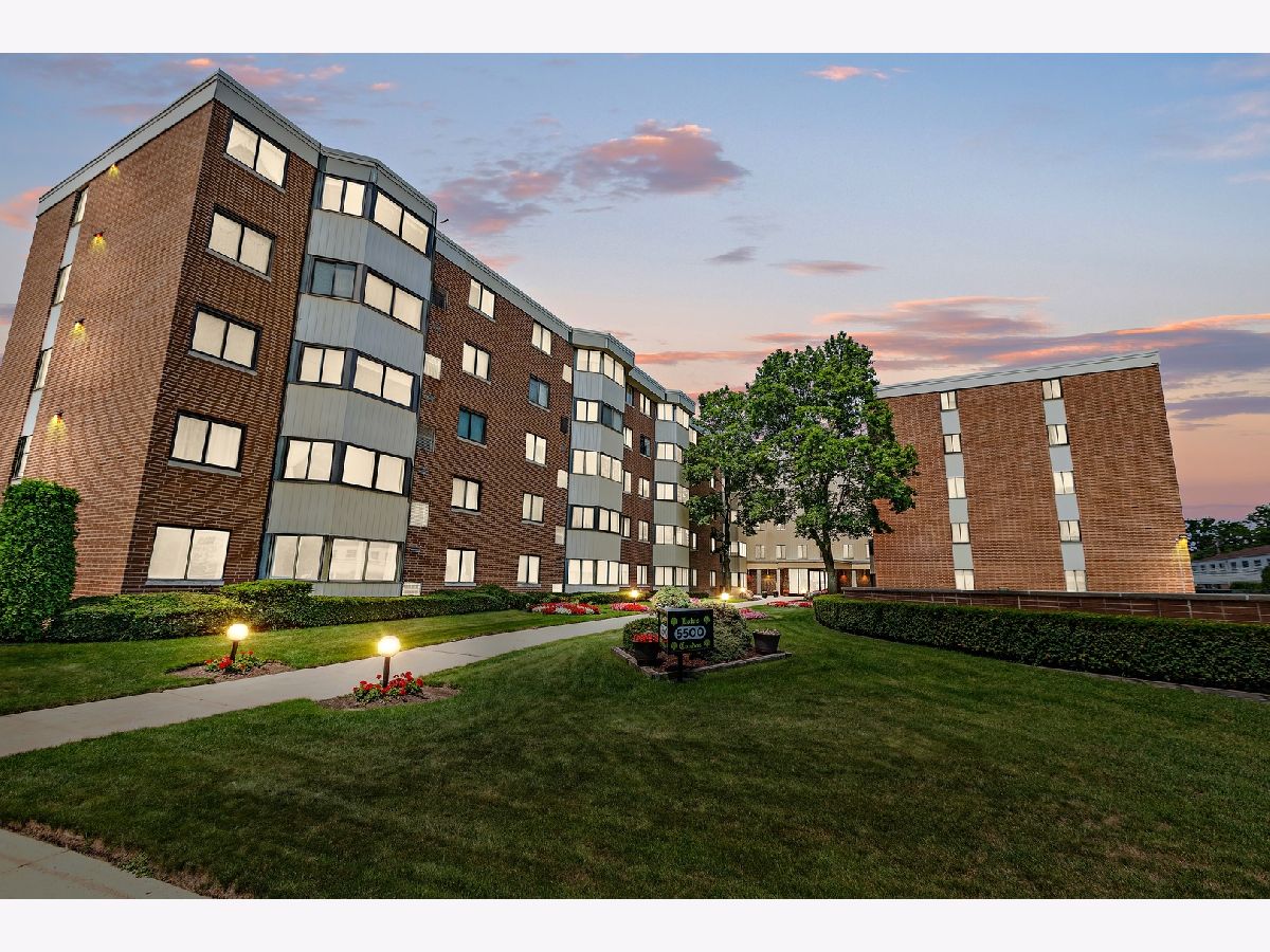 Condominiums Sold Lotus Gardens Morton Grove Illinois, 5500 Lincoln