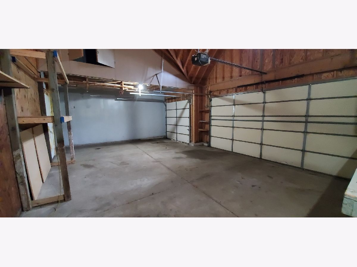 Homes Sold Country Woods Crystal Lake Illinois, 7225 Red Oak