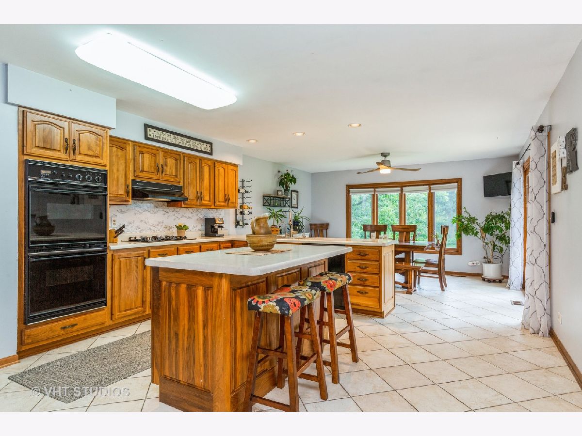Homes Sold Oakview Estates Crystal Lake Illinois, 4007 Tamarack