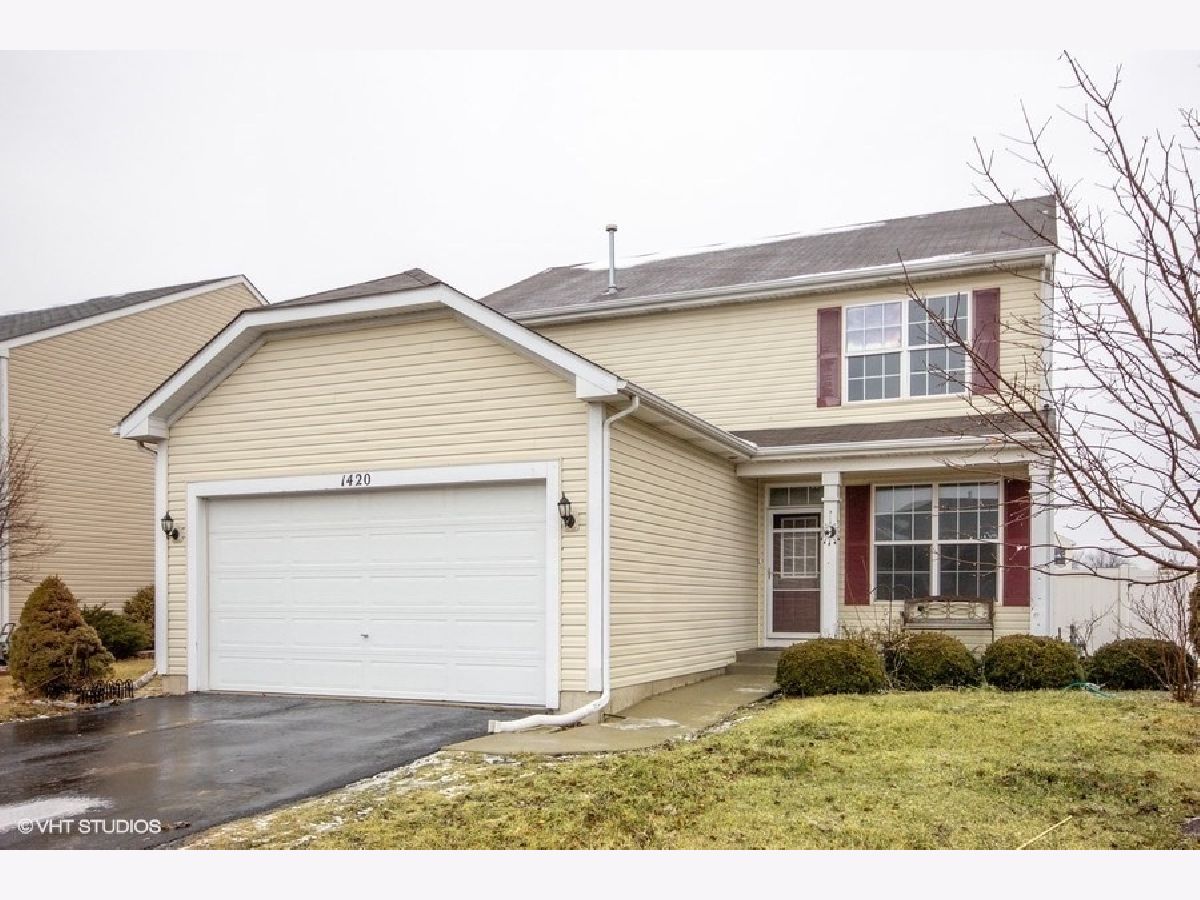 Homes Rented Theodore's Crossing Joliet Illinois, 1420 Roth