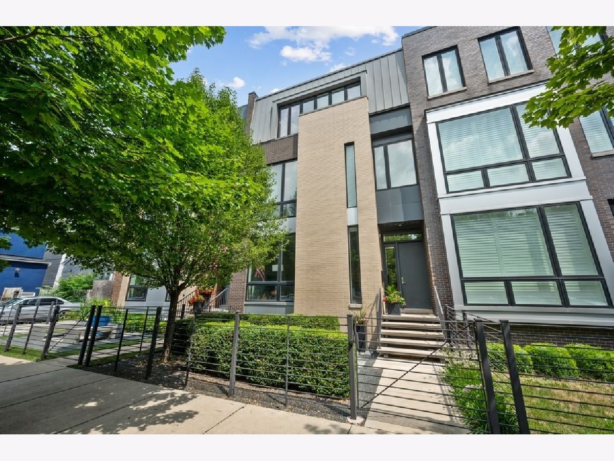 Condos & Townhomes & Homes Sold Montana Rowhomes Chicago Illinois, 1544 Montana