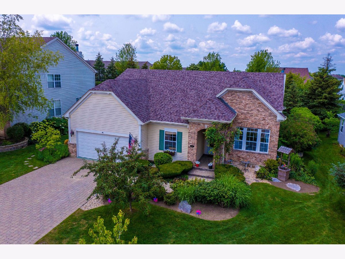 Homes Sold Heatherleigh Lake Zurich Illinois, 574 Dunhill
