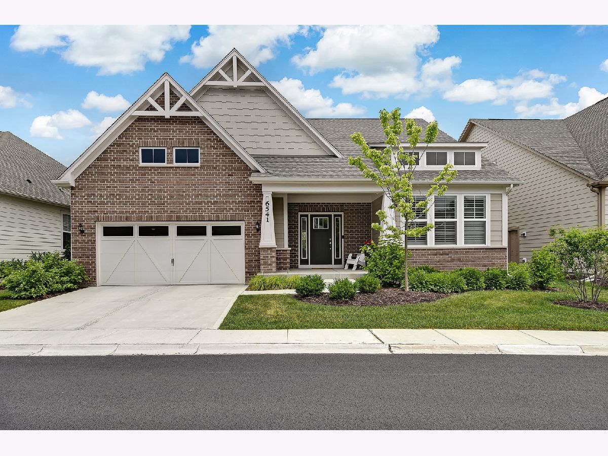 Homes Sold Carrington Club Willowbrook Illinois, 6541 Arabian