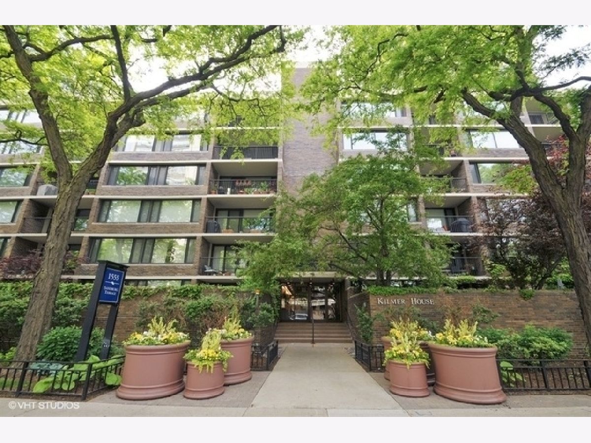 Condominiums Sold Kilmer House Chicago Illinois, 1555 Sandburg