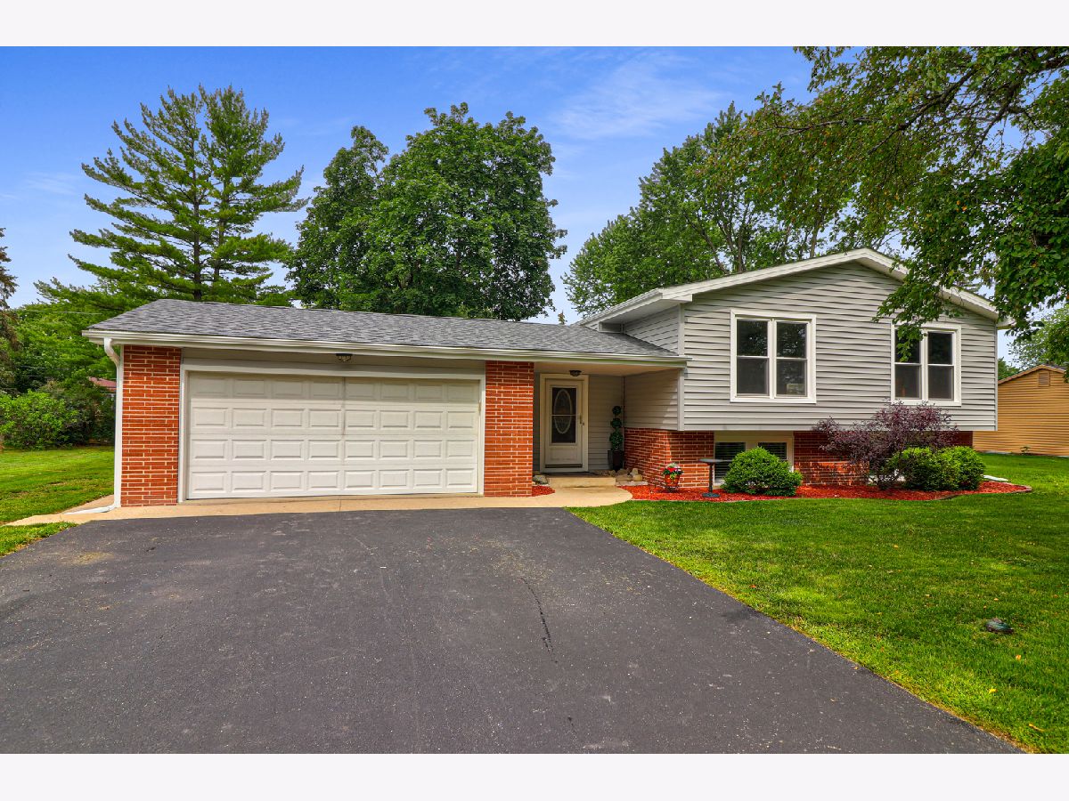 Homes Sold Worthmoor Estates Mchenry Illinois, 34630 Hiawatha