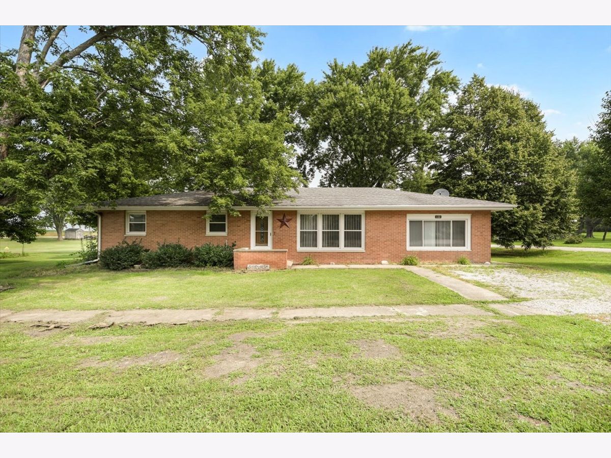  Sold Elliott Illinois, 122 Park