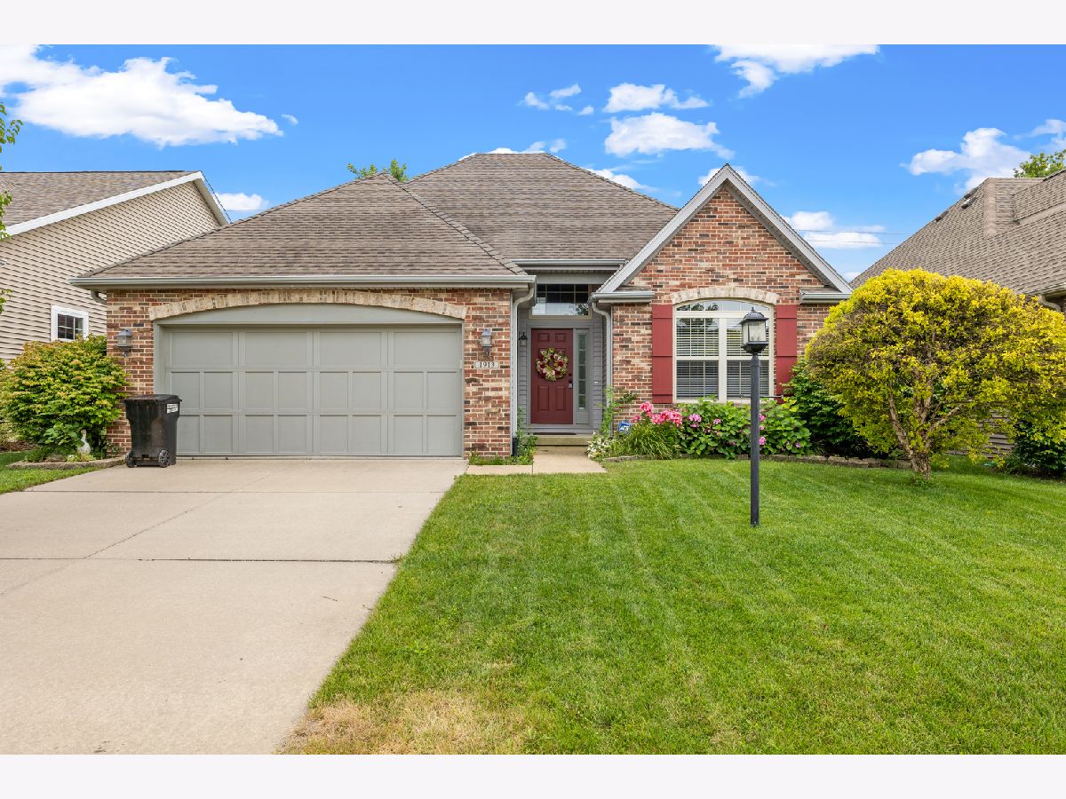 Homes & Condos & Townhomes Sold Quail Run Mahomet Illinois, 1913 Quail Run