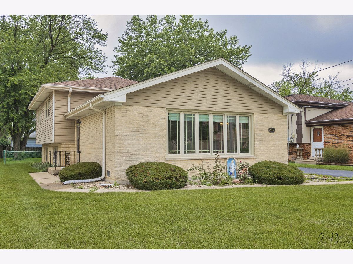 Homes & Townhomes Sold Lake Opeka Des Plaines Illinois, 2284 Webster