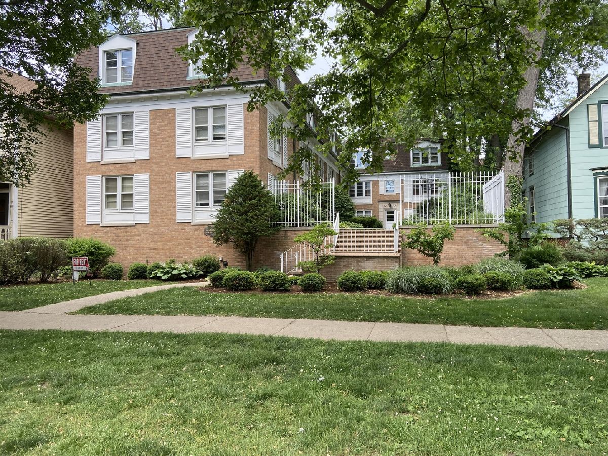 Condominiums Sold The Maisonette Evanston Illinois, 2038 Sherman