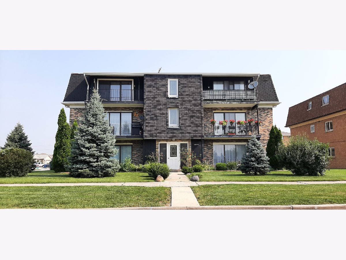 Condominiums Sold Cedar Row Bridgeview Illinois, 7344 86th