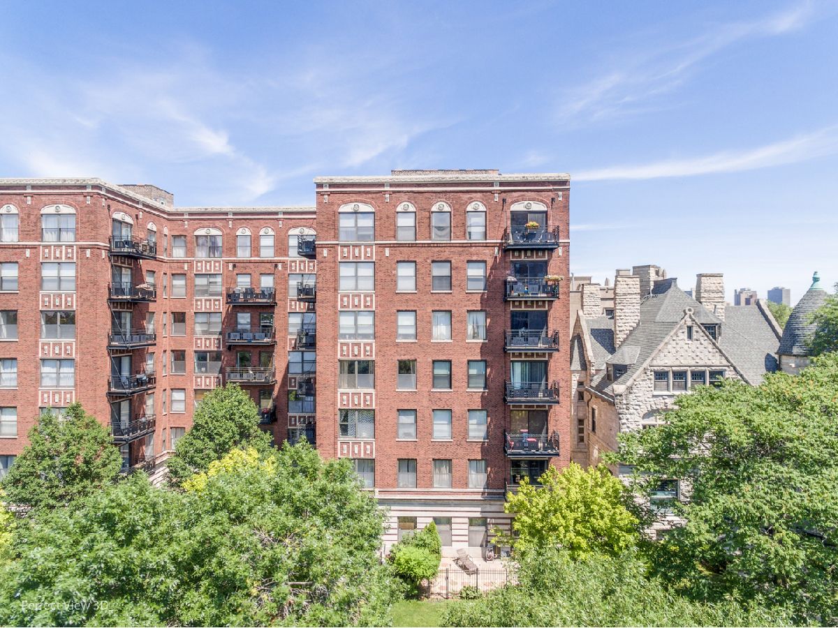 Condominiums Rented Drexel Parc Lofts Chicago Illinois, 4537 Drexel