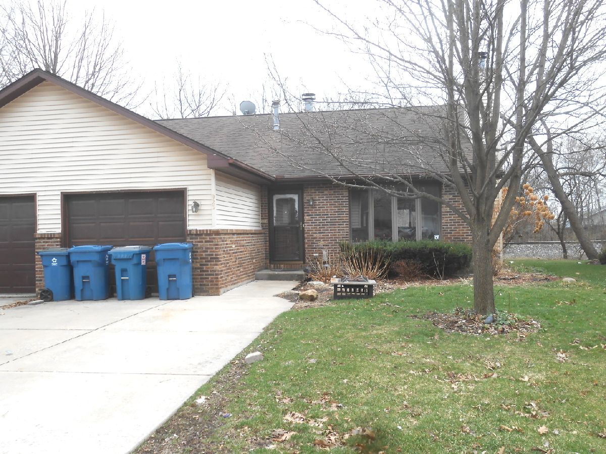 Homes & Condos & Townhomes Sold Tanglewood Morris Illinois, 923 Edgewood