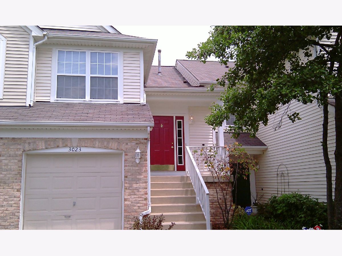 Townhomes Rented Autumn Lakes Aurora Illinois, 3023 Autumn Lake