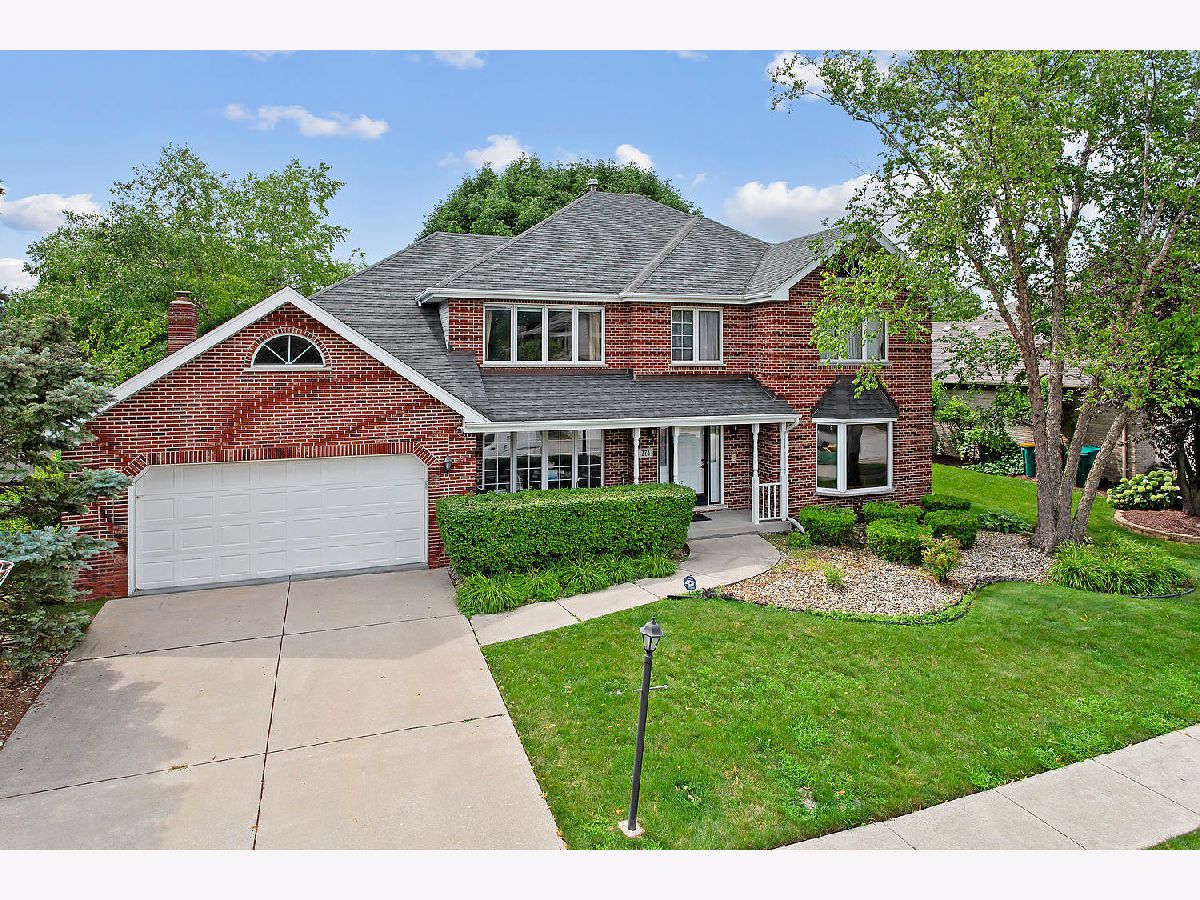Homes Sold Eaglecrest Estates Lemont Illinois, 1274 Acorn