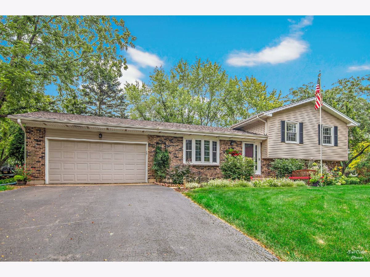 Homes Sold Heritage Estates Crystal Lake Illinois, 4818 Tile Line