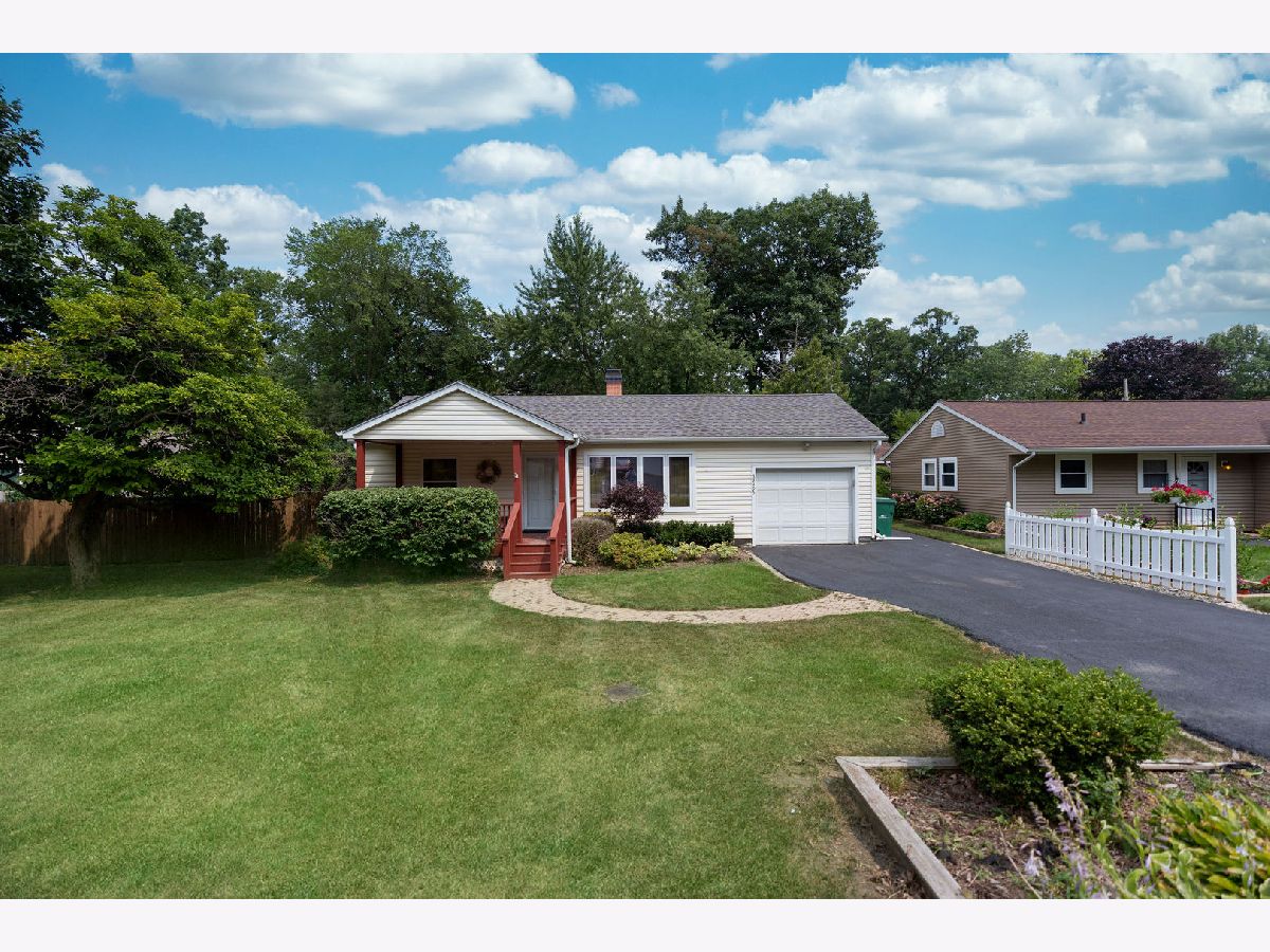  Sold Wildwood Illinois, 33495 Evergreen