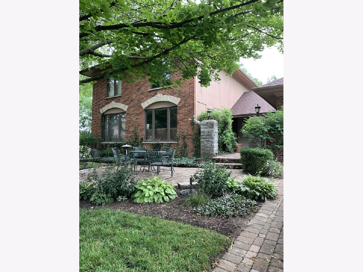 Homes Sold Spring Green Downers Grove Illinois, 7015 Clayton