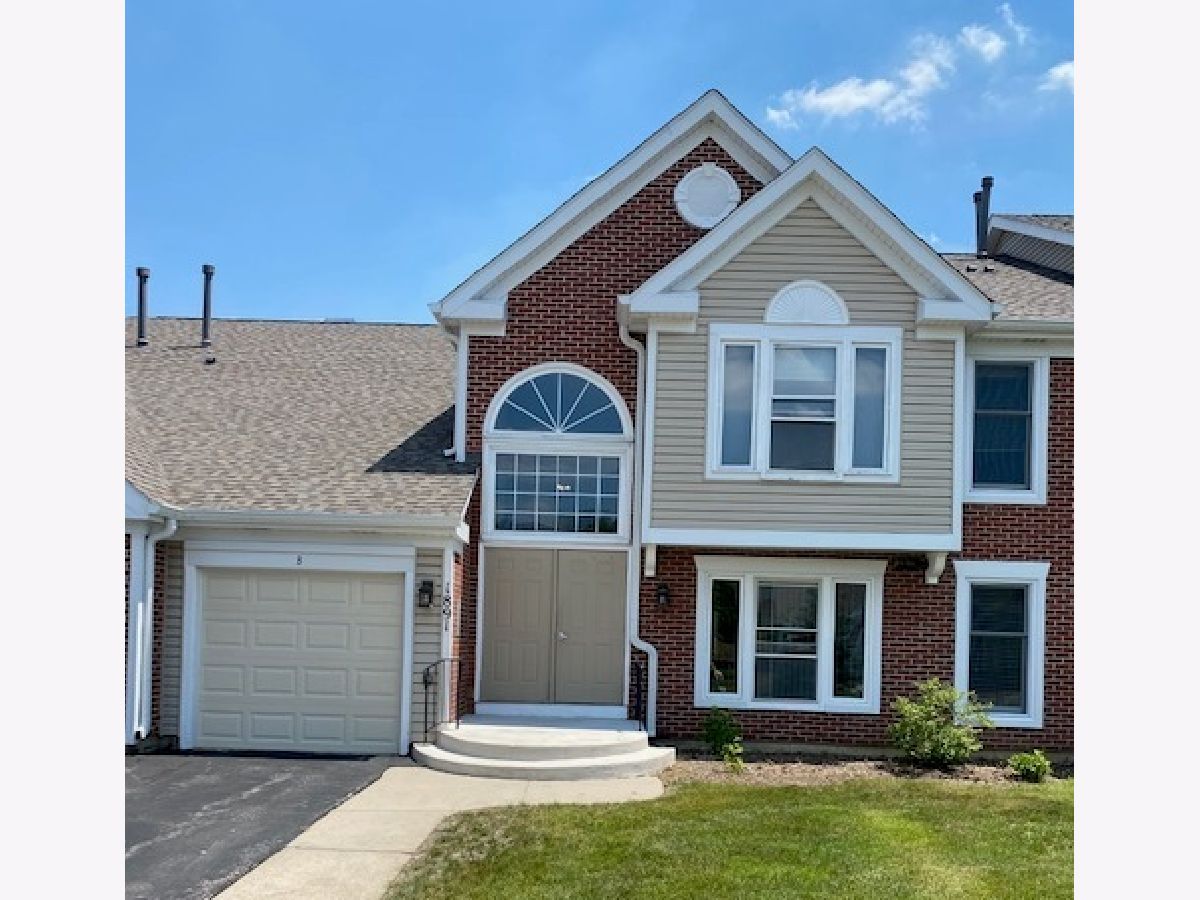 Condos & Townhomes Rented Fox Run Elk Grove Village Illinois, 1891 Fox Run