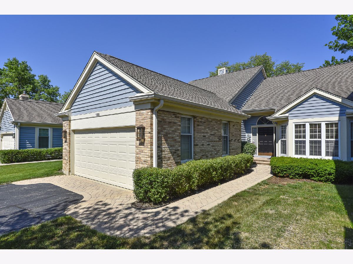 Inverness On The Ponds Inverness IL, Homes & Condos & Townhomes For