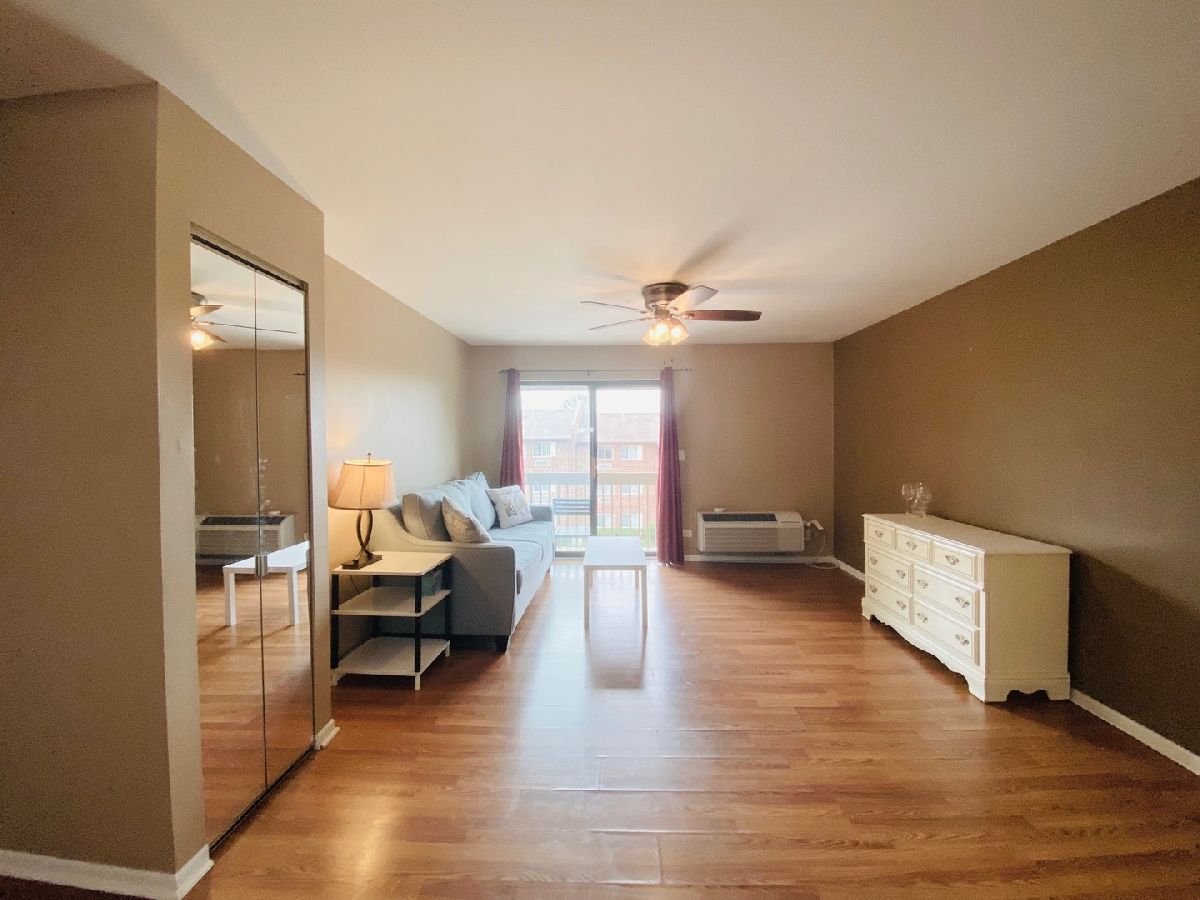 Condominiums Rented Lakewood Villas Vernon Hills Illinois, 800 Lakeside