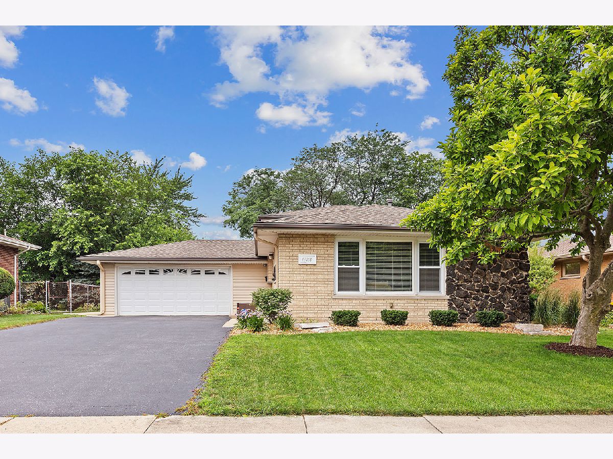 Homes Sold Tinley Heights Tinley Park Illinois, 17018 Odell