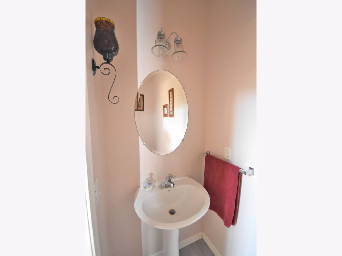 Homes Sold Oak Grove Crossing Harvard Illinois, 1208 Lilac