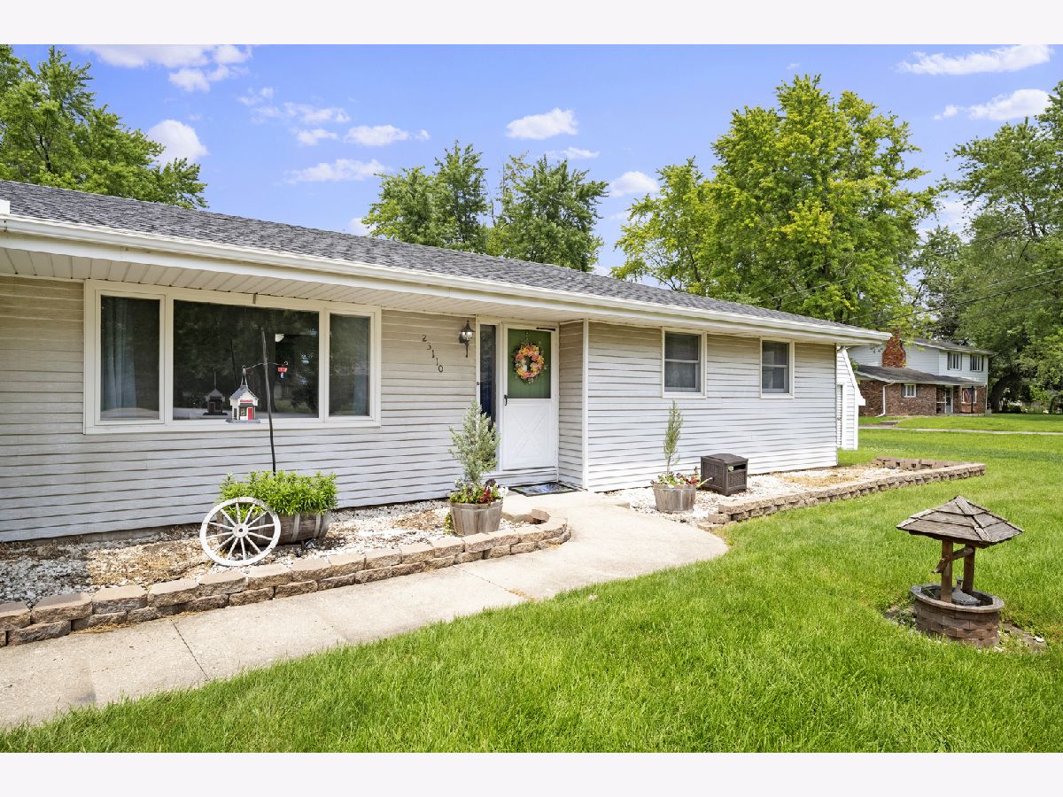 Homes Sold Leland Hills Channahon Illinois, 23110 Mcclintock
