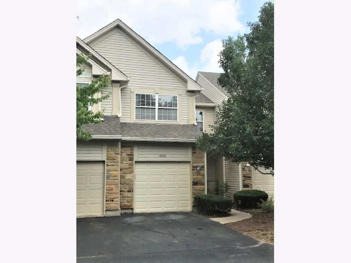 Townhomes Sold Sierra Woods Carpentersville Illinois, 8216 Sierra Woods