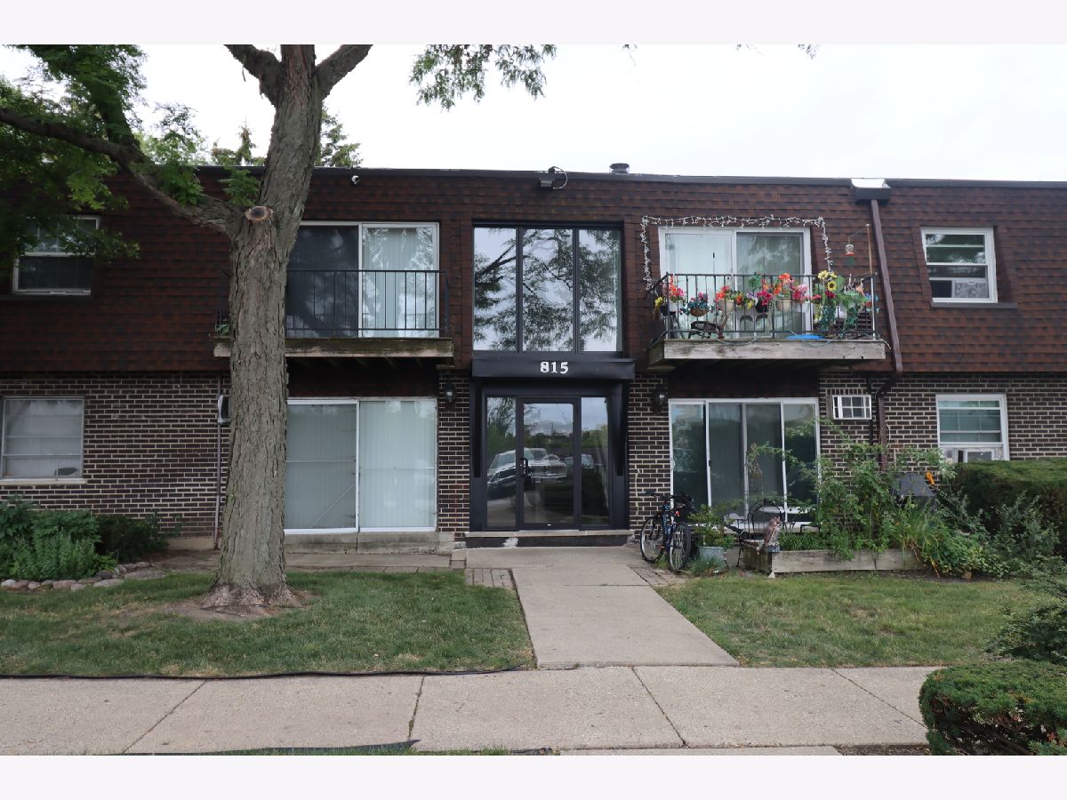Condominiums Sold Fireside Terrace Buffalo Grove Illinois, 815 Grove