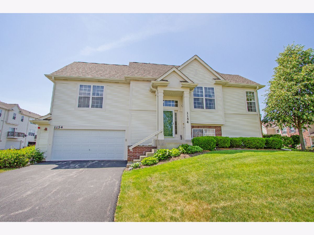 Townhomes & Condos & Homes Sold Randall Highlands North Aurora Illinois, 1154 Kilbery