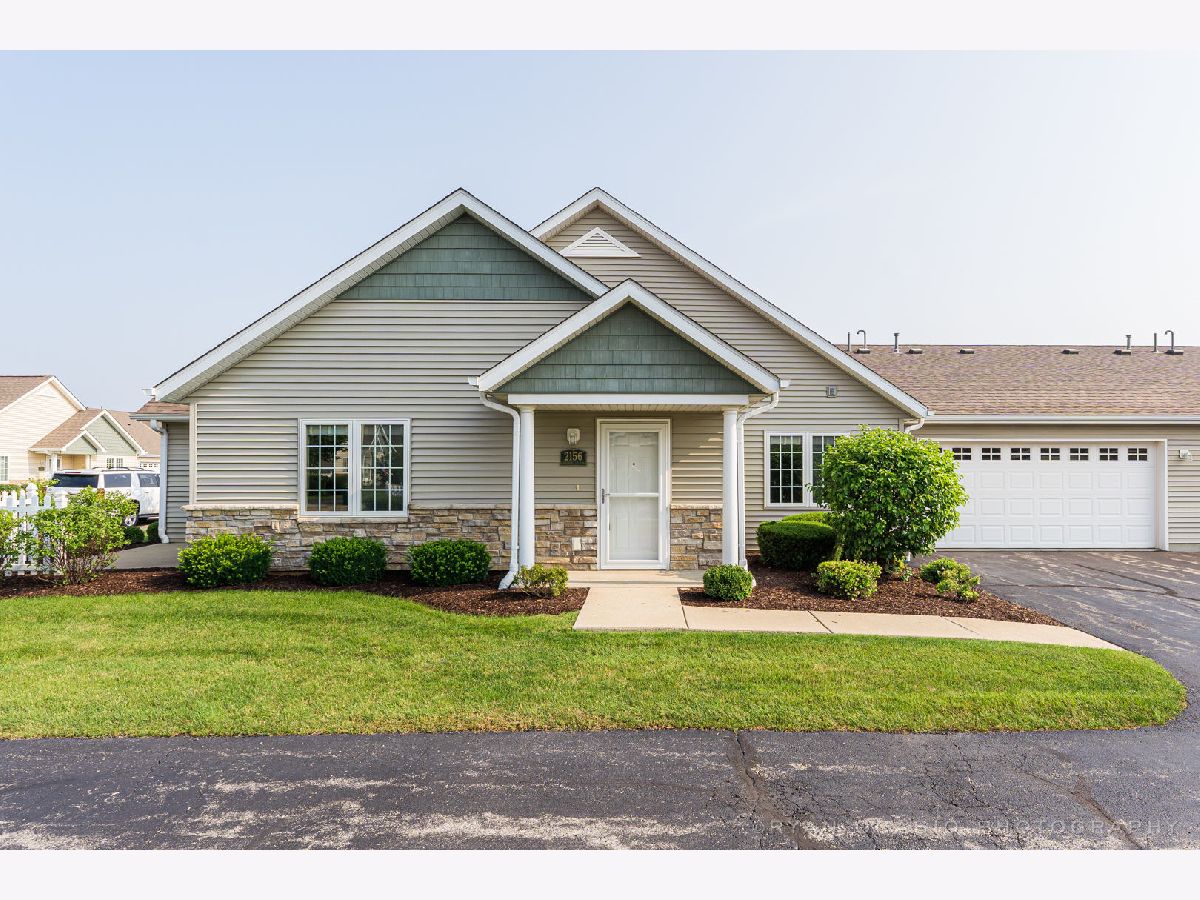 Condominiums Sold Somerset Farm Sycamore Illinois, 2156 Waterbury