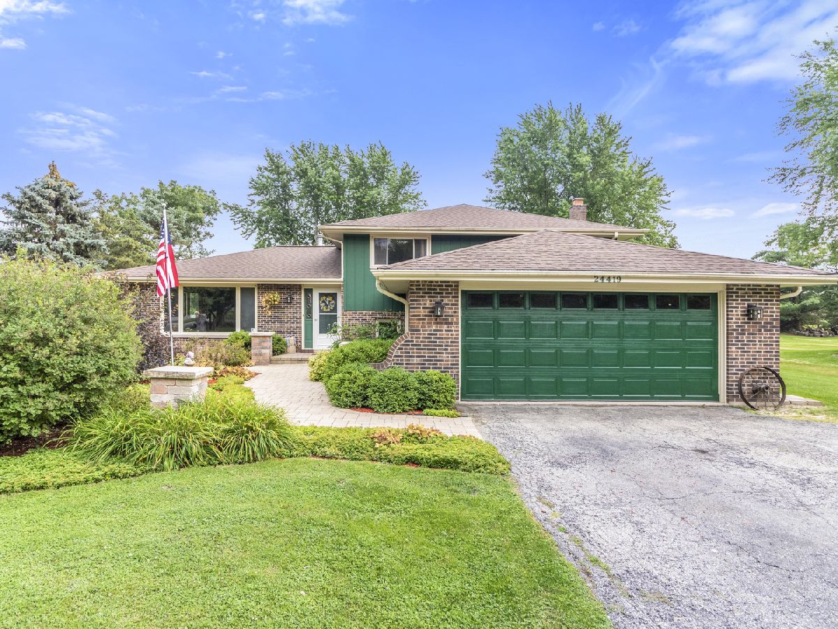Homes Sold Andermann Acres Naperville Illinois, 24419 Blvd Dejohn