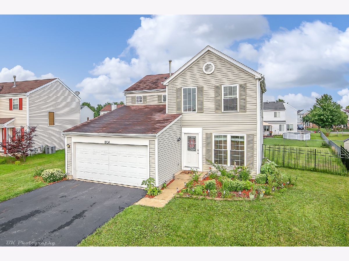 Homes & Condos & Townhomes Sold Springwood South Joliet Illinois, 1004 Mission