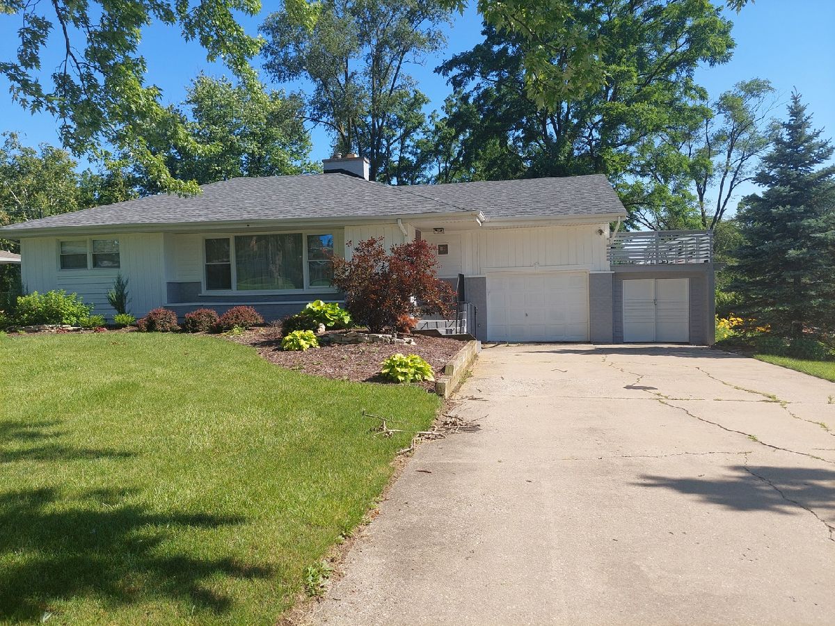 Homes Sold Bruce Lake Downers Grove Illinois, 813 80th