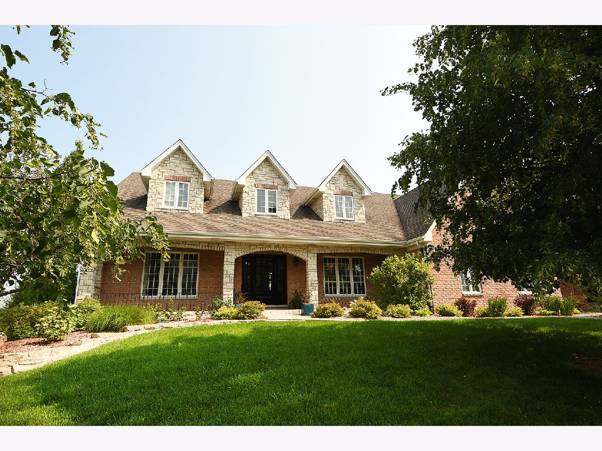 Homes Sold Royal Oak Estates Orland Park Illinois, 10932 Royal Oaks