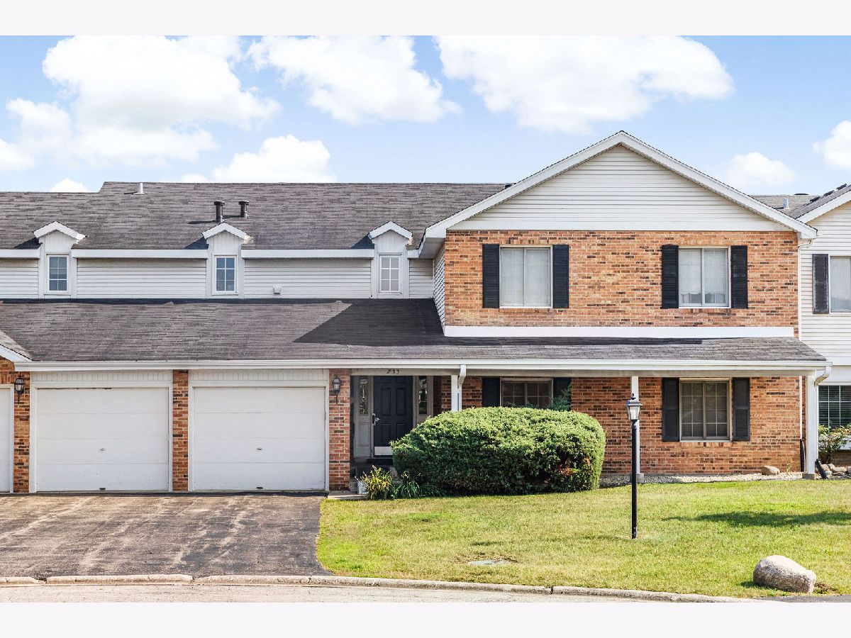  Sold Willowbrook Illinois, 733 Cottonwood