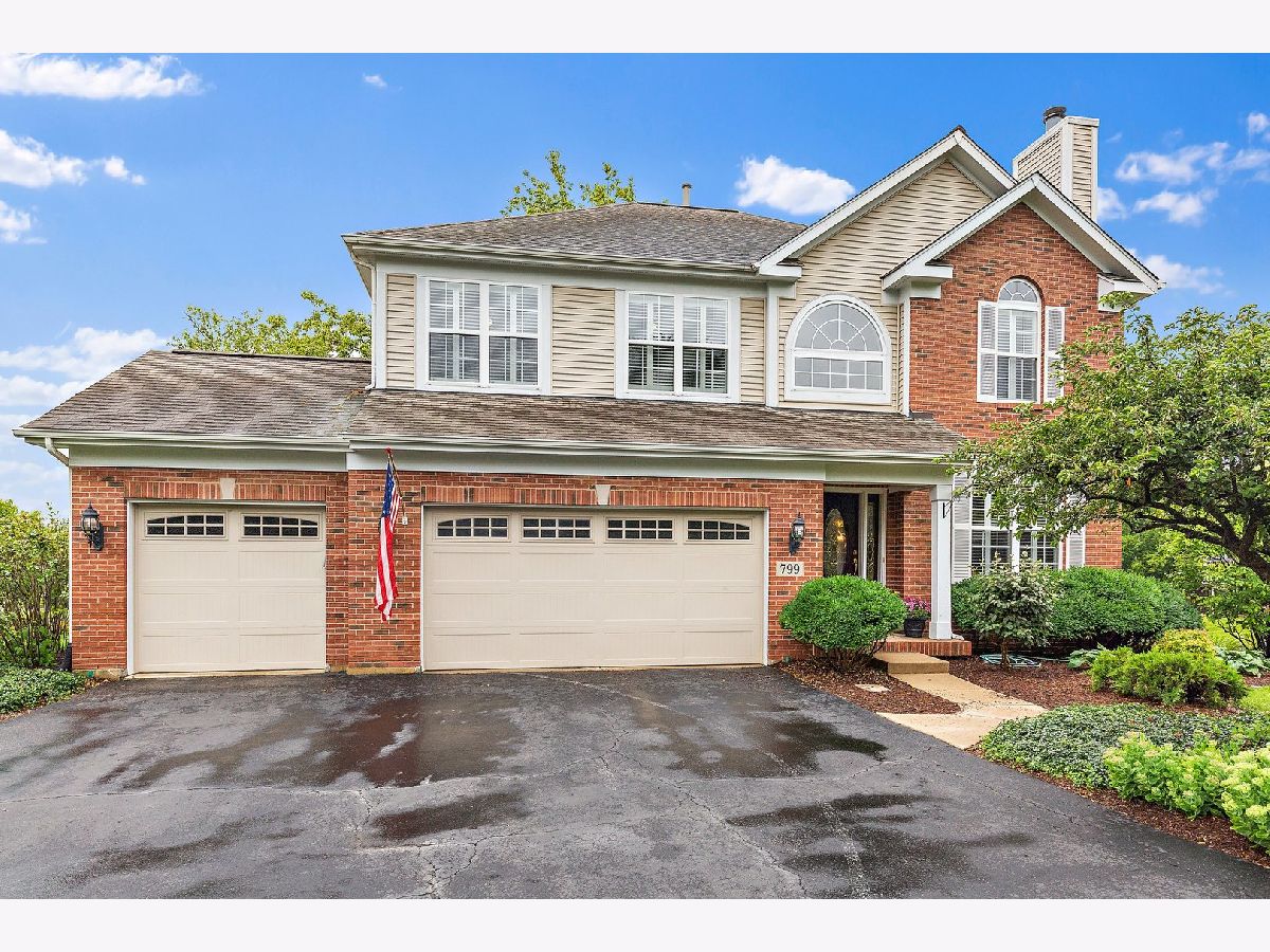 Homes Sold Wyndmuir Ridge Crystal Lake Illinois, 799 Old Westbury