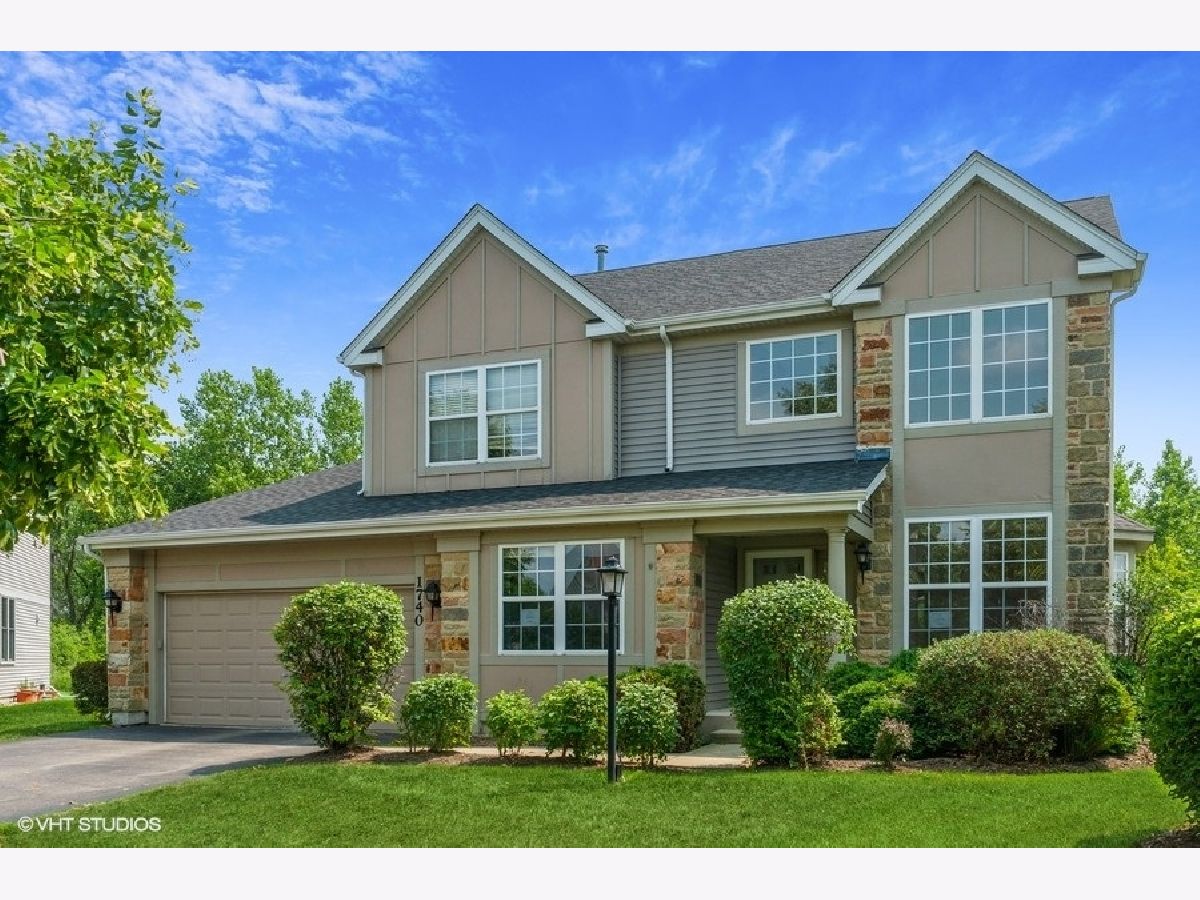 Homes & Condos & Townhomes Sold Avalon Wheeling Illinois, 1740 Charles