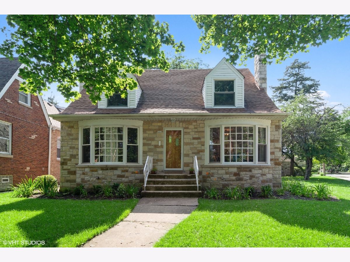 Homes Sold South Edgebrook Chicago Illinois, 6064 Monitor